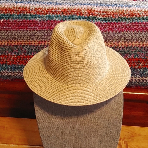 WOMEN'S COLUMBIA SUN HAT - Picture 5 of 10
